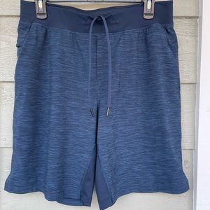 Lululemon Men’s short L